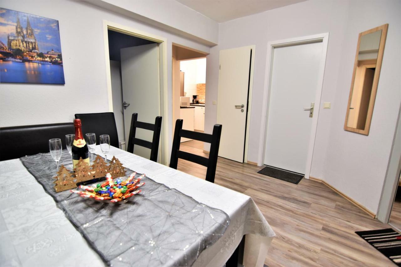 Apartment Koln-Mulheim Esterno foto