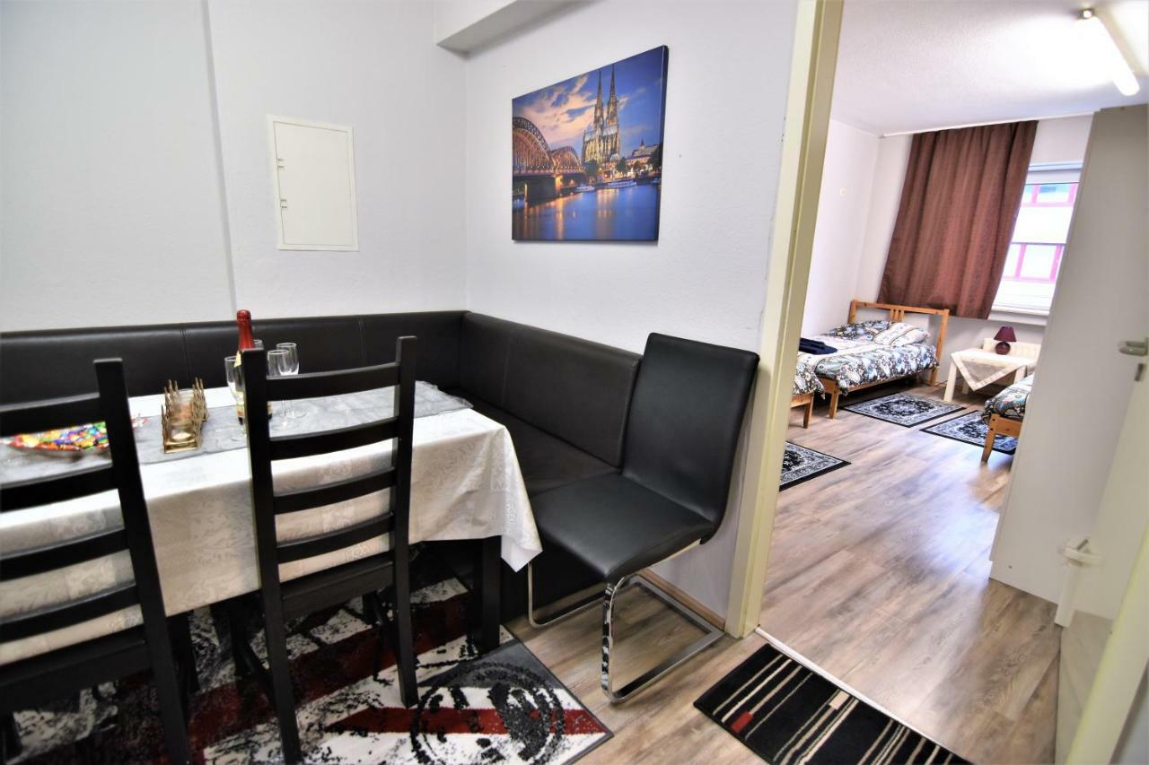 Apartment Koln-Mulheim Esterno foto