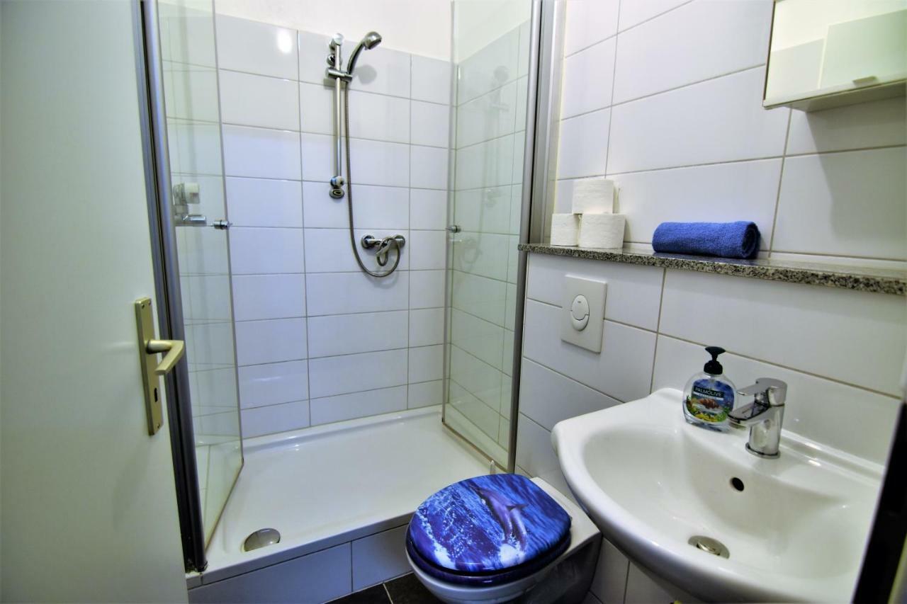 Apartment Koln-Mulheim Esterno foto
