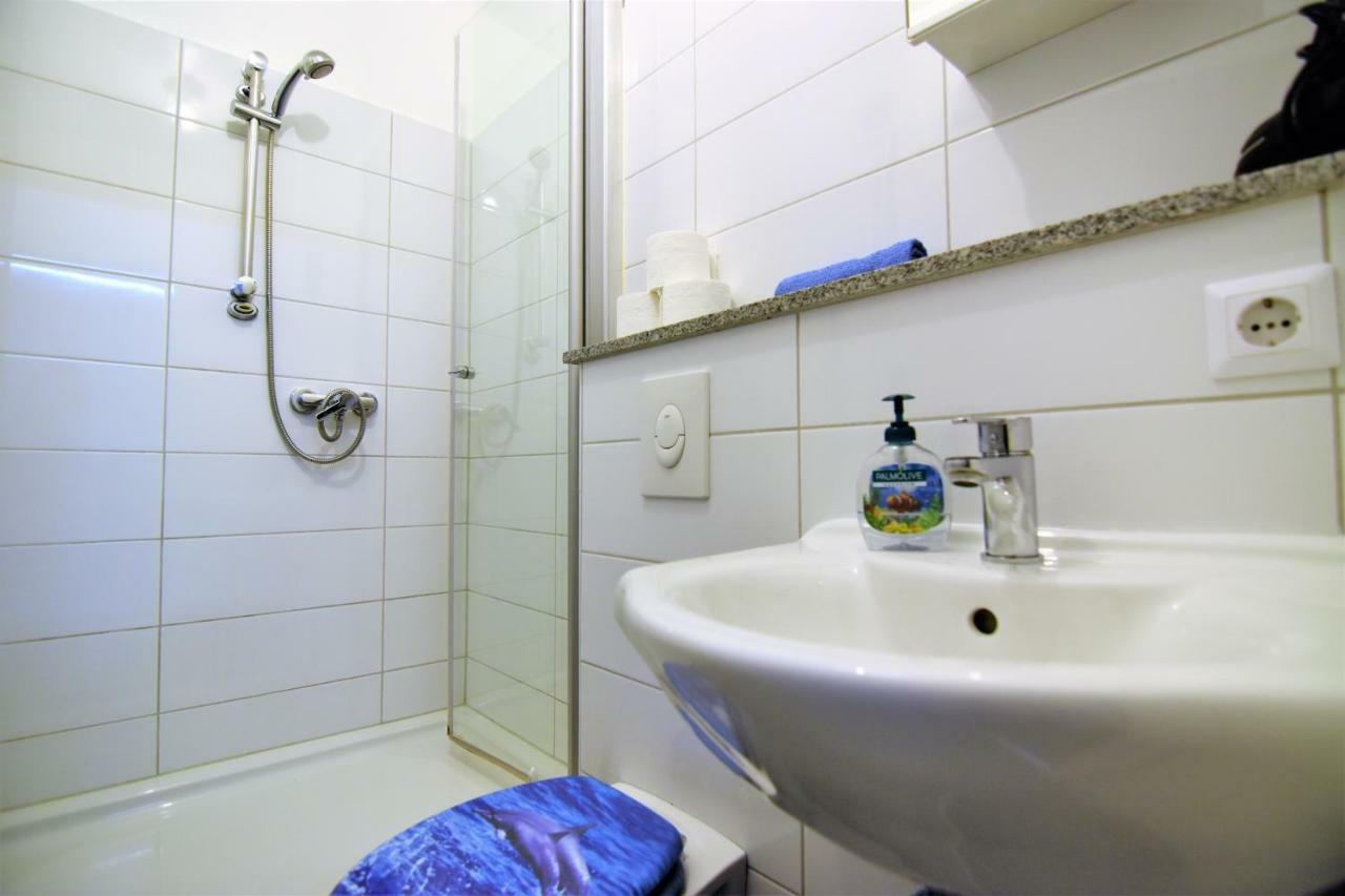Apartment Koln-Mulheim Esterno foto